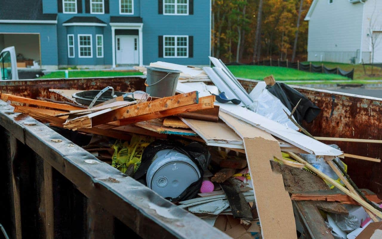 Expert Foreclosure Cleanout Services to Restore Your Property’s Value